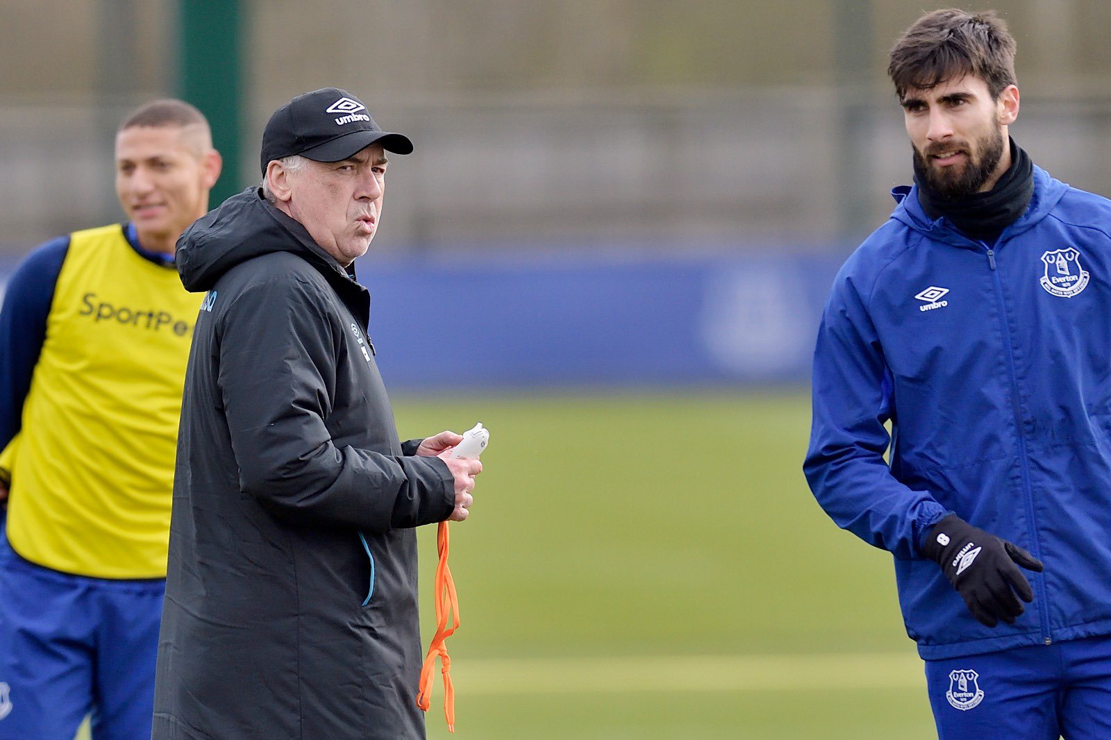 Everton sit in eighth place in the Premier League table