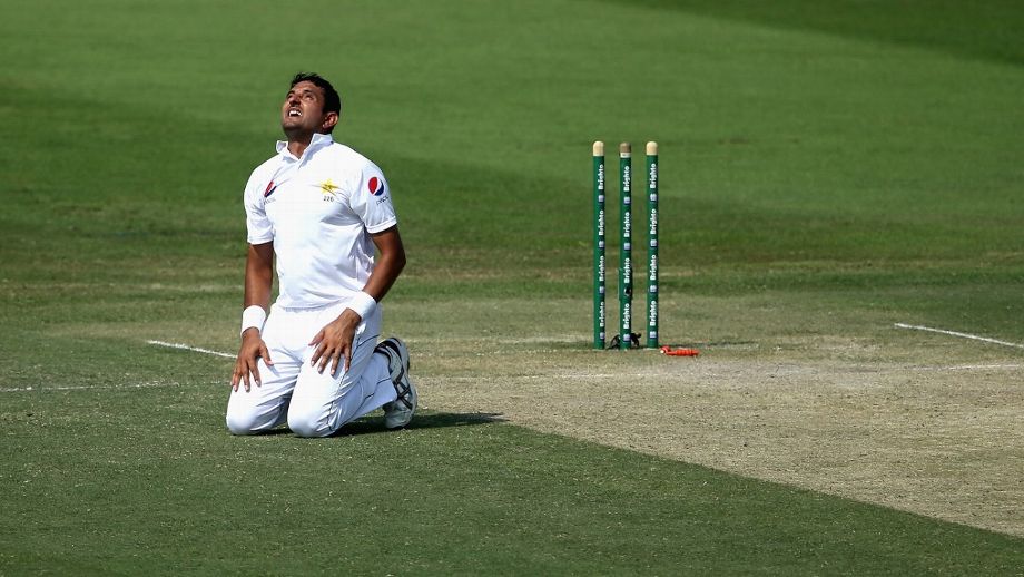 Twitter reacts to ‘careless’ Abu Jayed gifting Pakistan wicket by 'refusing' to get back to crease