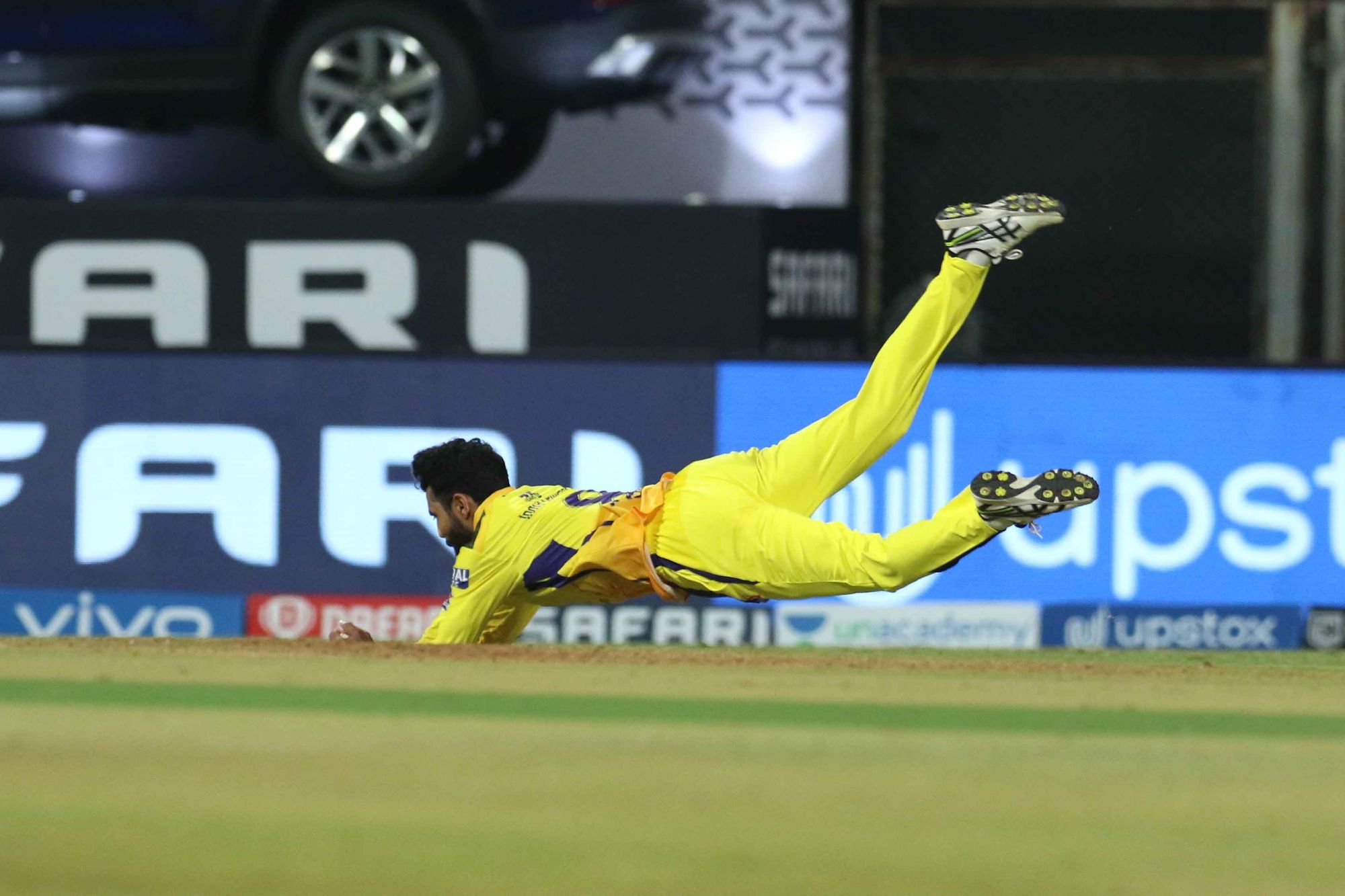 Jadeja's absolute stunner 
