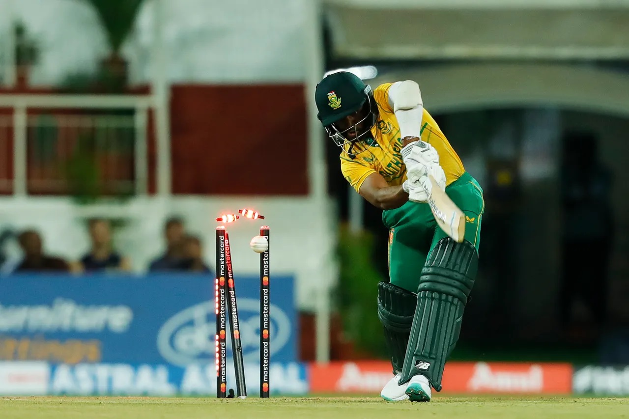 WATCH | Indian pacers extract wild swing to decimate South Africa’s top five in 15 deliveries