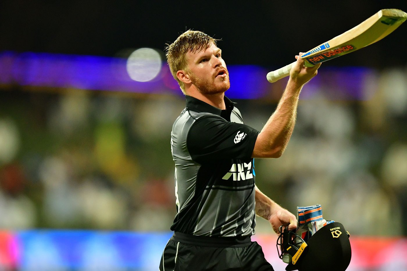 Glenn Philips pulled off incredible save on boundary