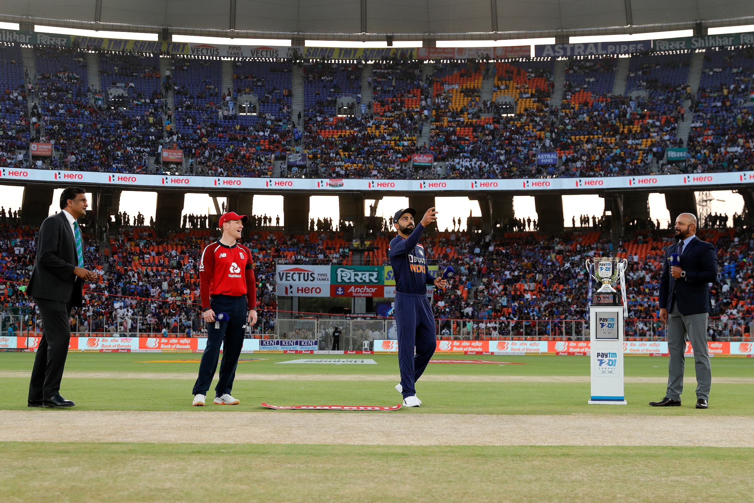 Laxman wasn't convinced with India's combination