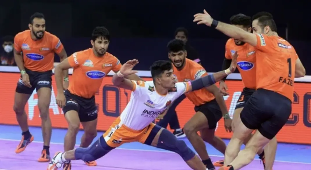 Puneri Paltan Lead PKL 2025 with Strong Defense and Team Unity.