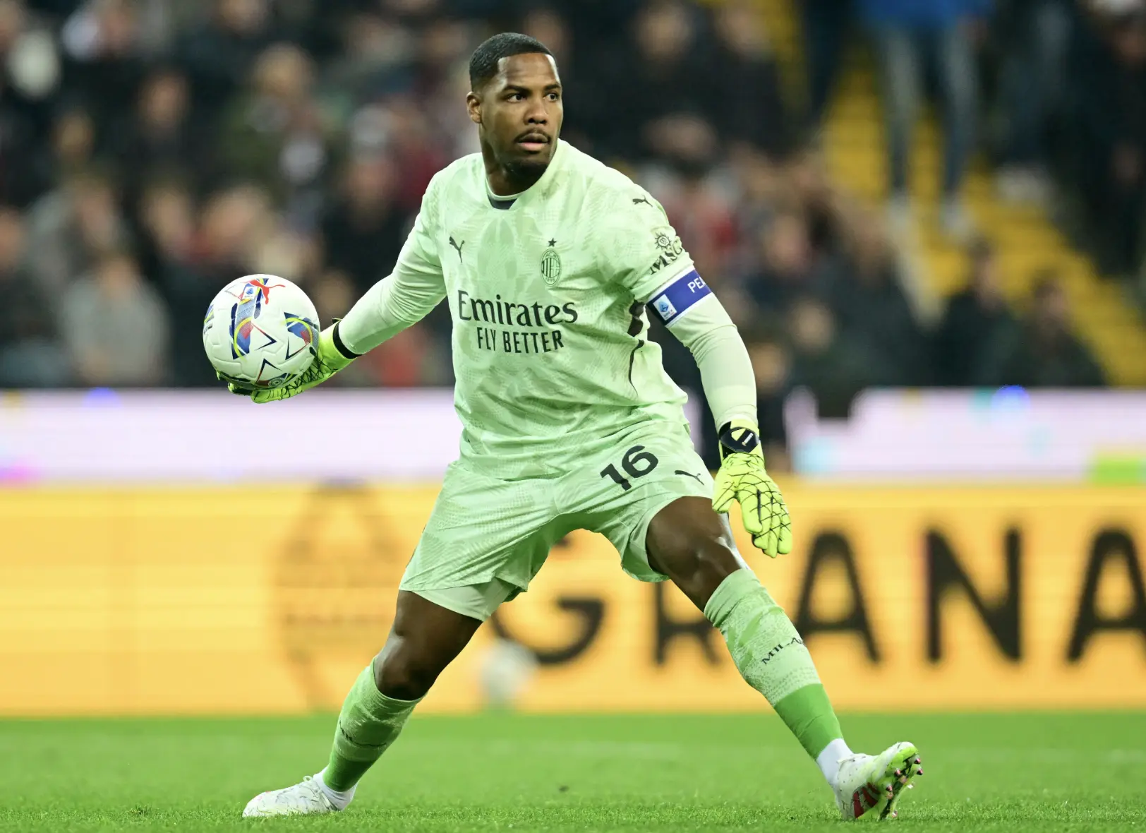 Chelsea Renew Interest in AC Milan Goalkeeper Maignan.