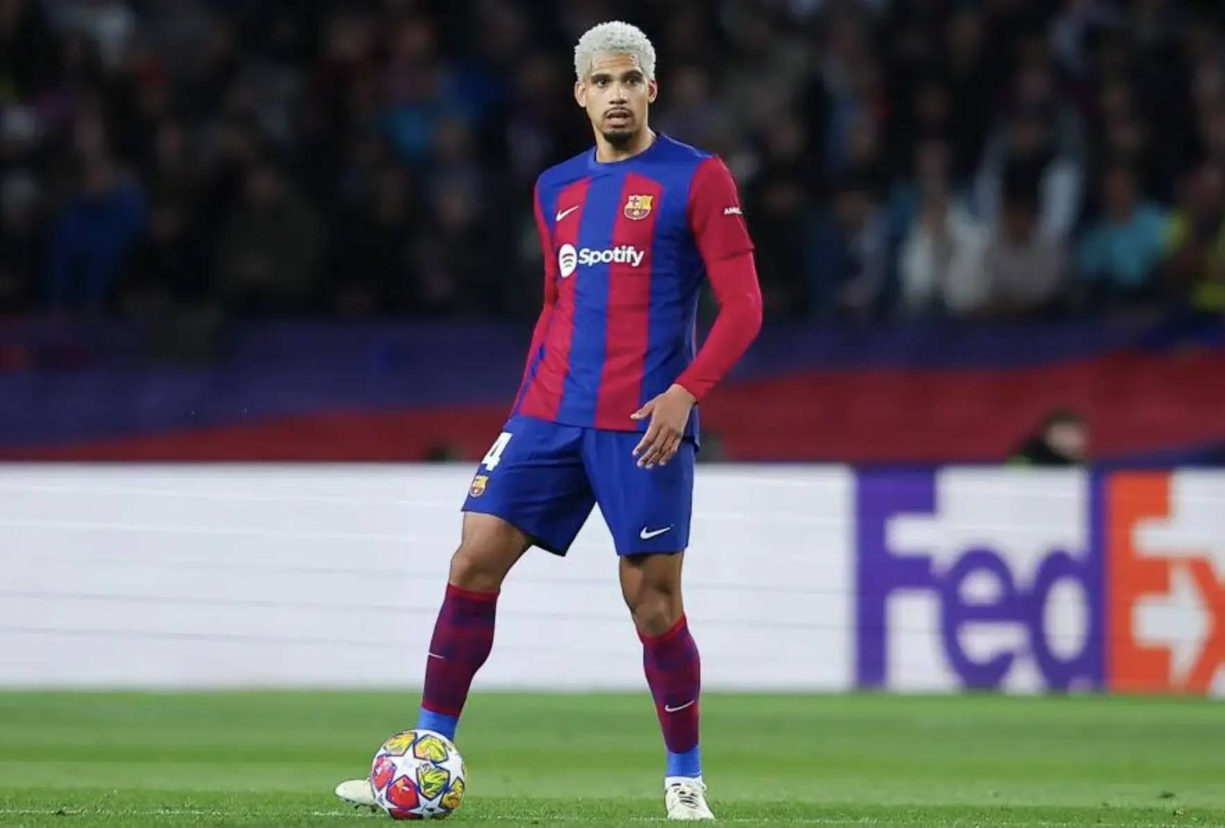 Juventus Eye Ronald Araujo Amid Premier League Interest